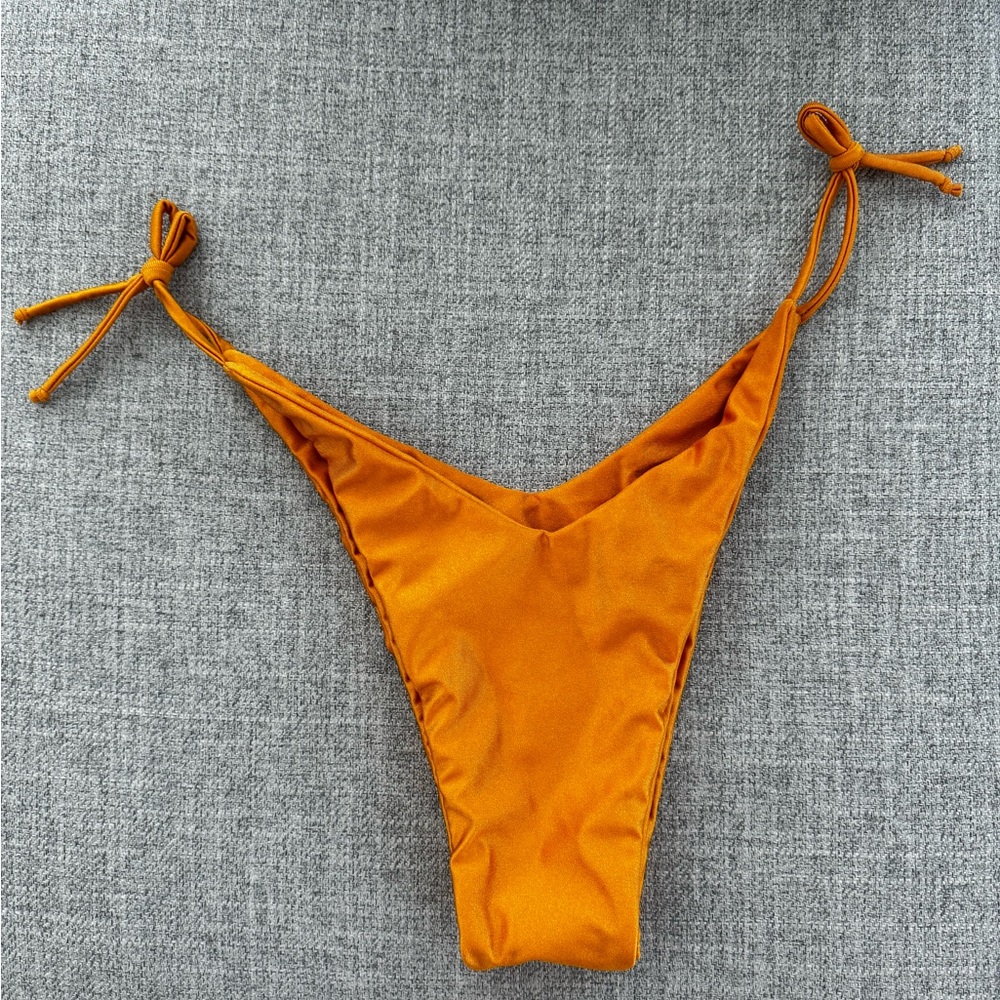 Gold San Lorenzo bikini bottoms (large)